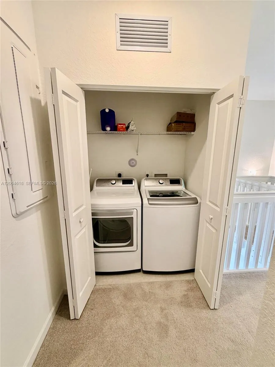 11830 NW 46th St Coral Springs, FL 33076