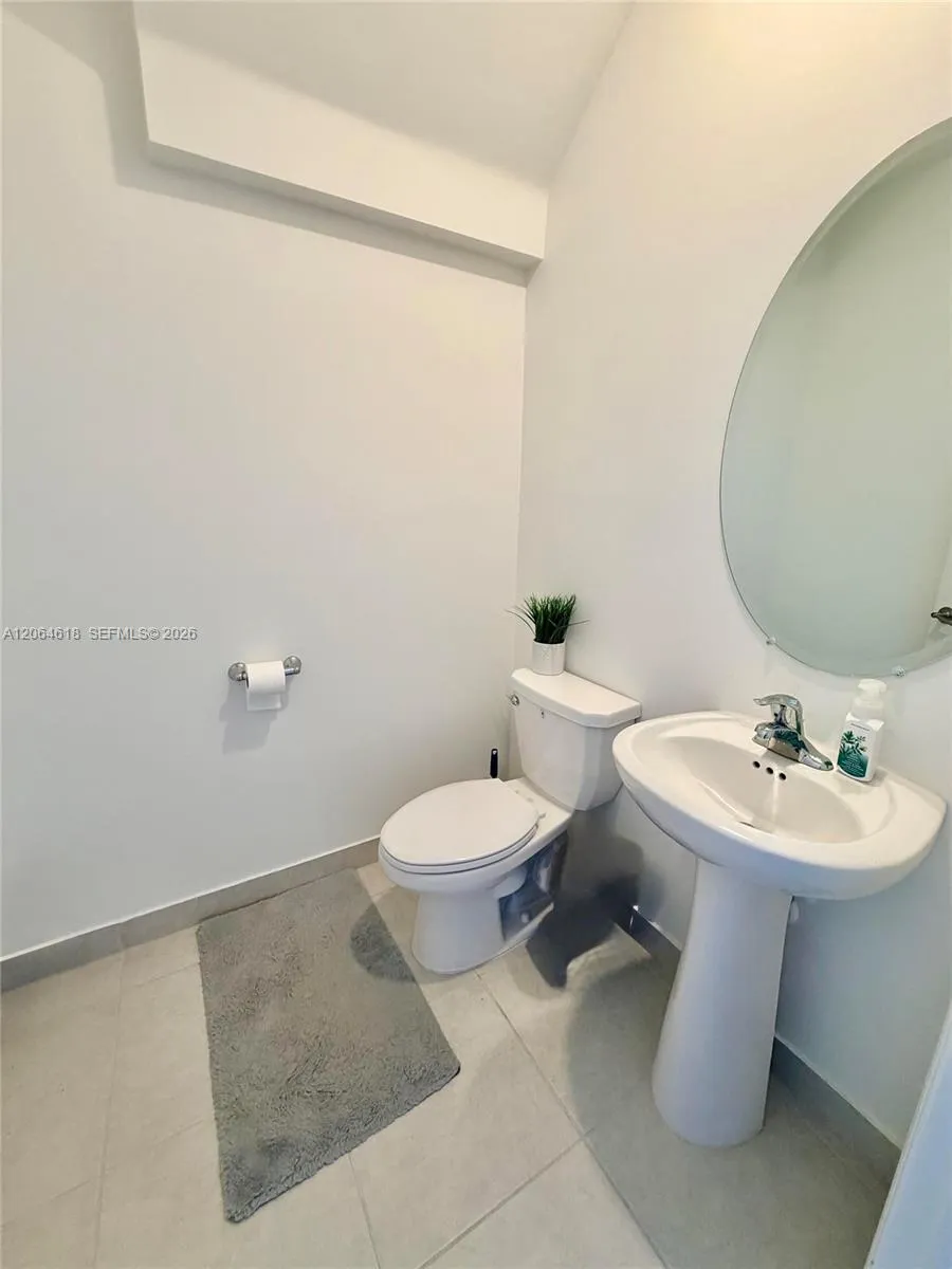 11830 NW 46th St Coral Springs, FL 33076