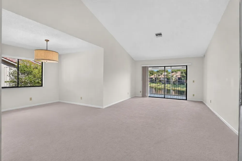 5751 Coach House Circle #E Boca Raton, FL 33486