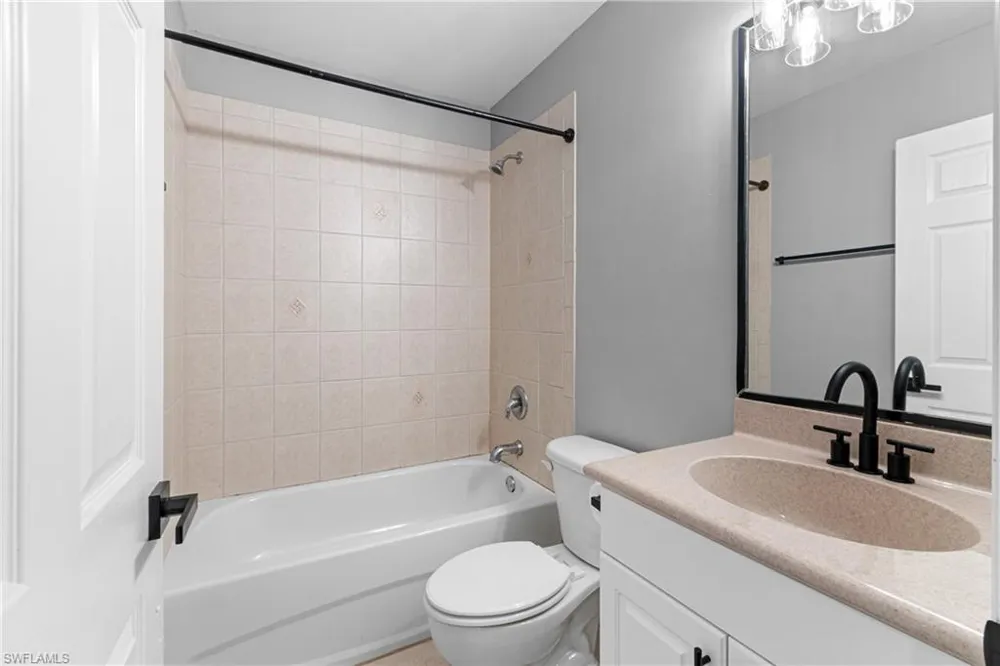 10191 Tin Maple Drive #88 Estero, FL 33928