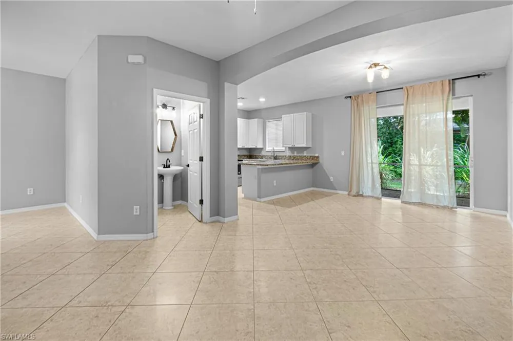 10191 Tin Maple Drive #88 Estero, FL 33928