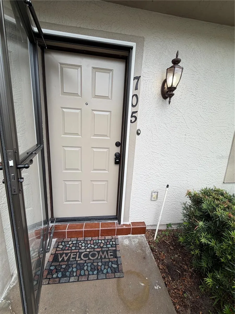 705 BOUGH AVENUE Clearwater, FL 33760