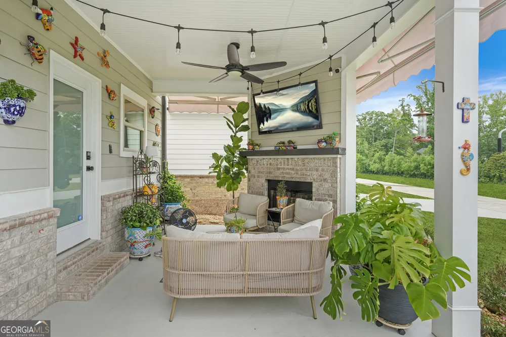 2326 Britt ST Grayson, GA 30017