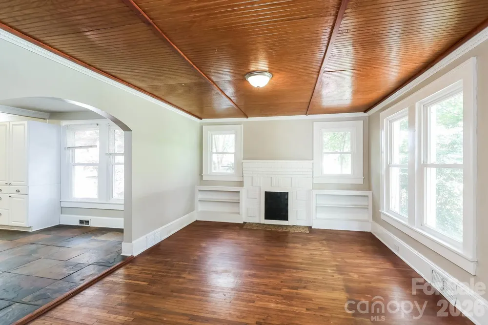 902 Venus Street Kannapolis, NC 28083