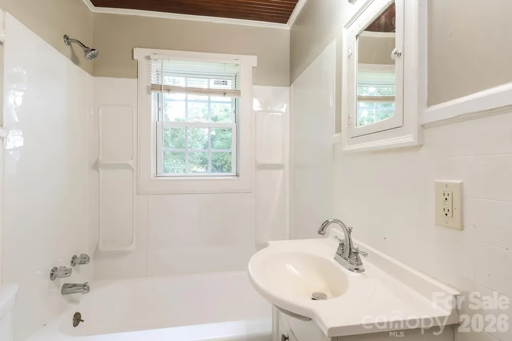 902 Venus Street Kannapolis, NC 28083