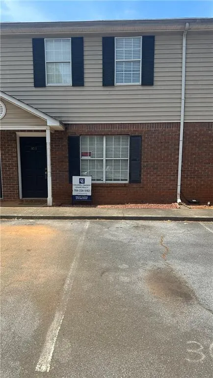 303 Iron Belt Court