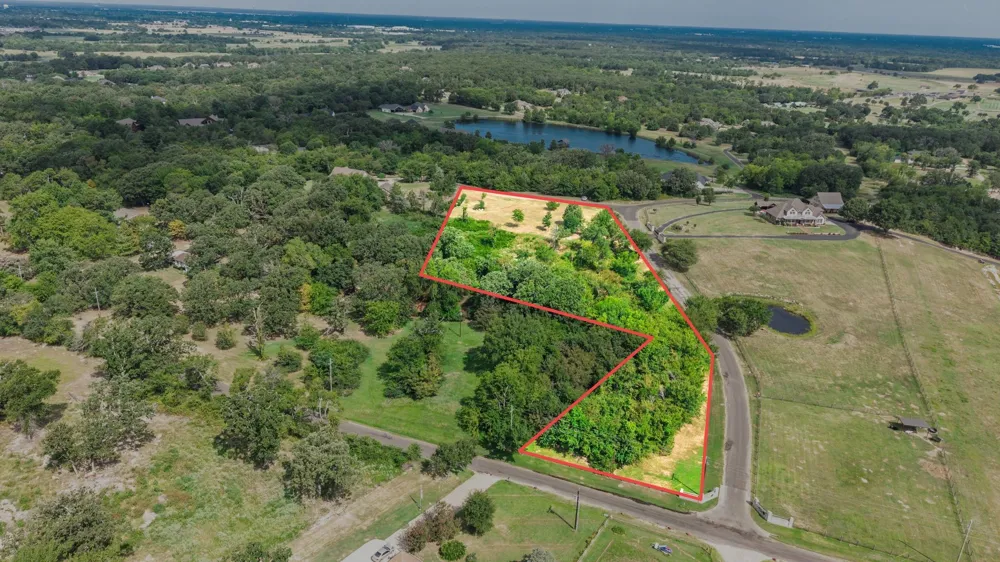 2 County Road High Point 3648 Circle Sulphur Springs, TX 75482