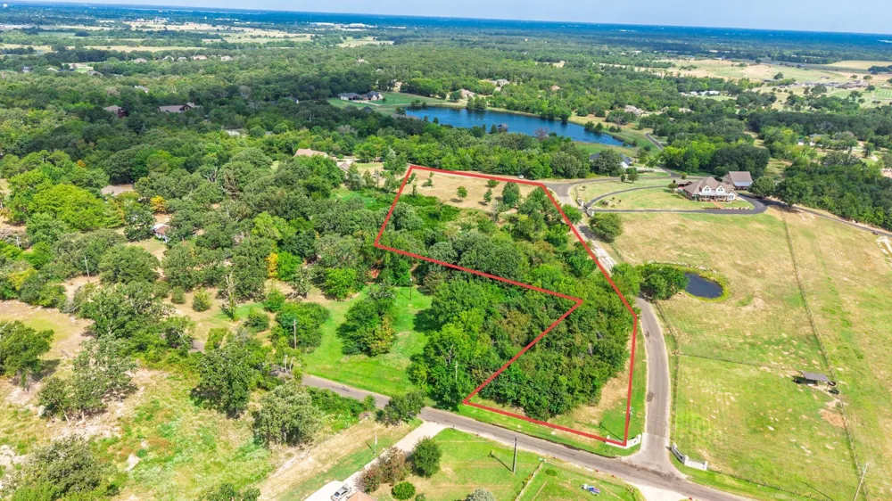 2 County Road High Point 3648 Circle Sulphur Springs, TX 75482