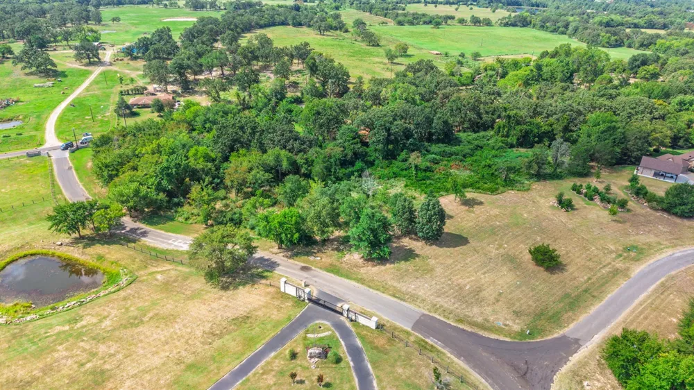 2 County Road High Point 3648 Circle Sulphur Springs, TX 75482