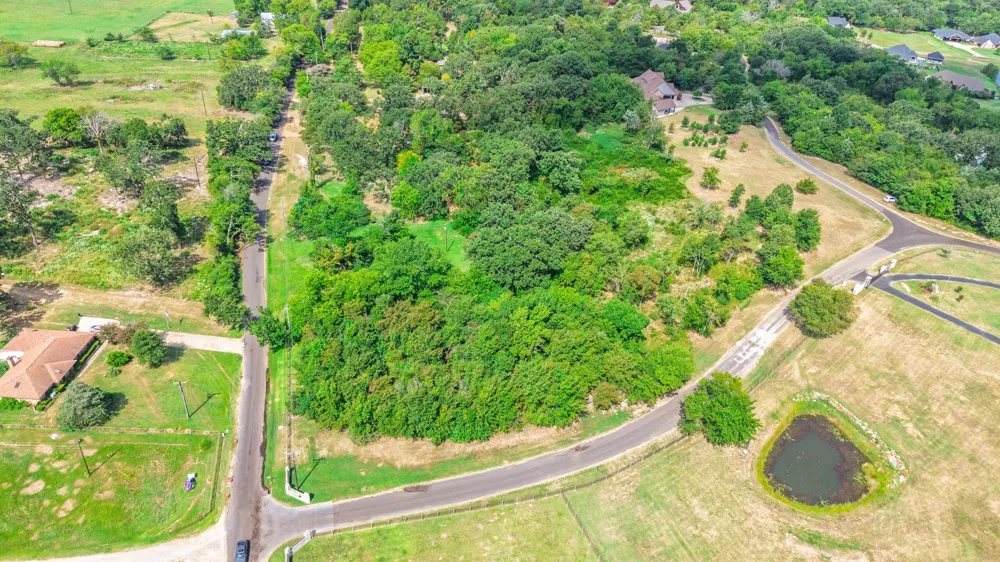 2 County Road High Point 3648 Circle Sulphur Springs, TX 75482