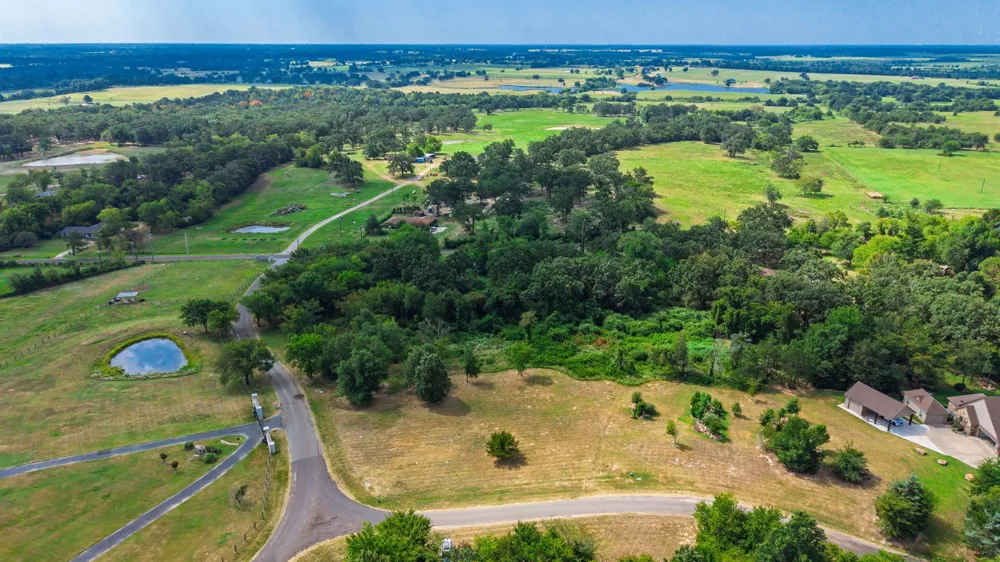 2 County Road High Point 3648 Circle Sulphur Springs, TX 75482