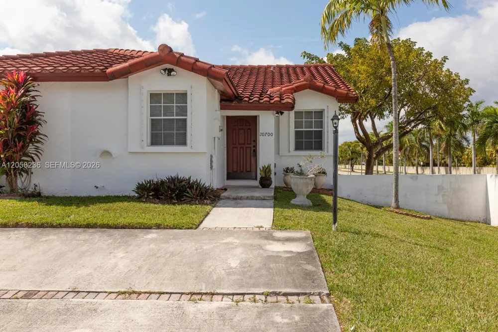 20700 SW 81st Ave Cutler Bay, FL 33189