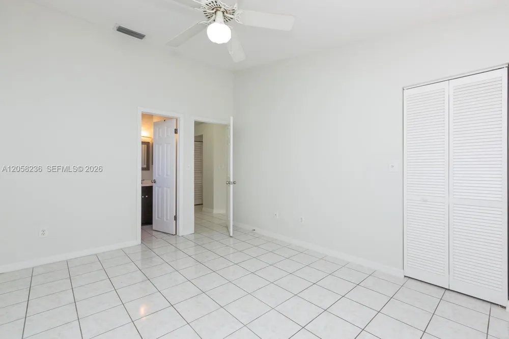 20700 SW 81st Ave Cutler Bay, FL 33189