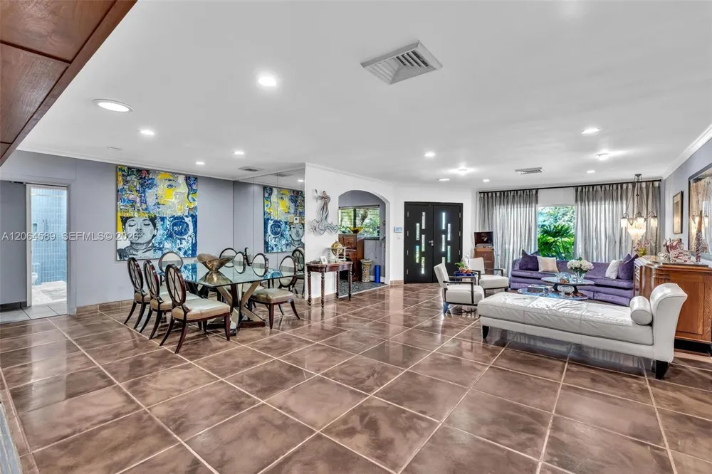 9450 E Broadview Dr Bay Harbor Islands, FL 33154
