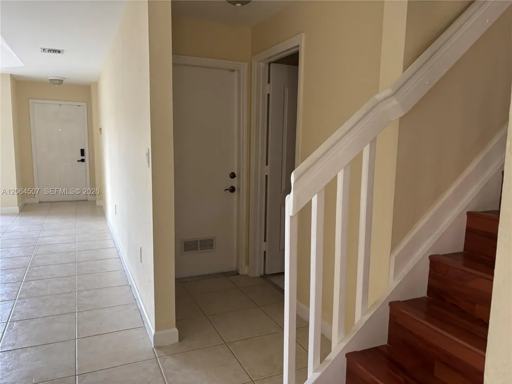 11440 NW 50th Ter Doral, FL 33178