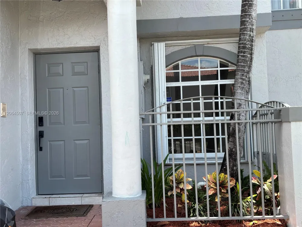 11440 NW 50th Ter Doral, FL 33178