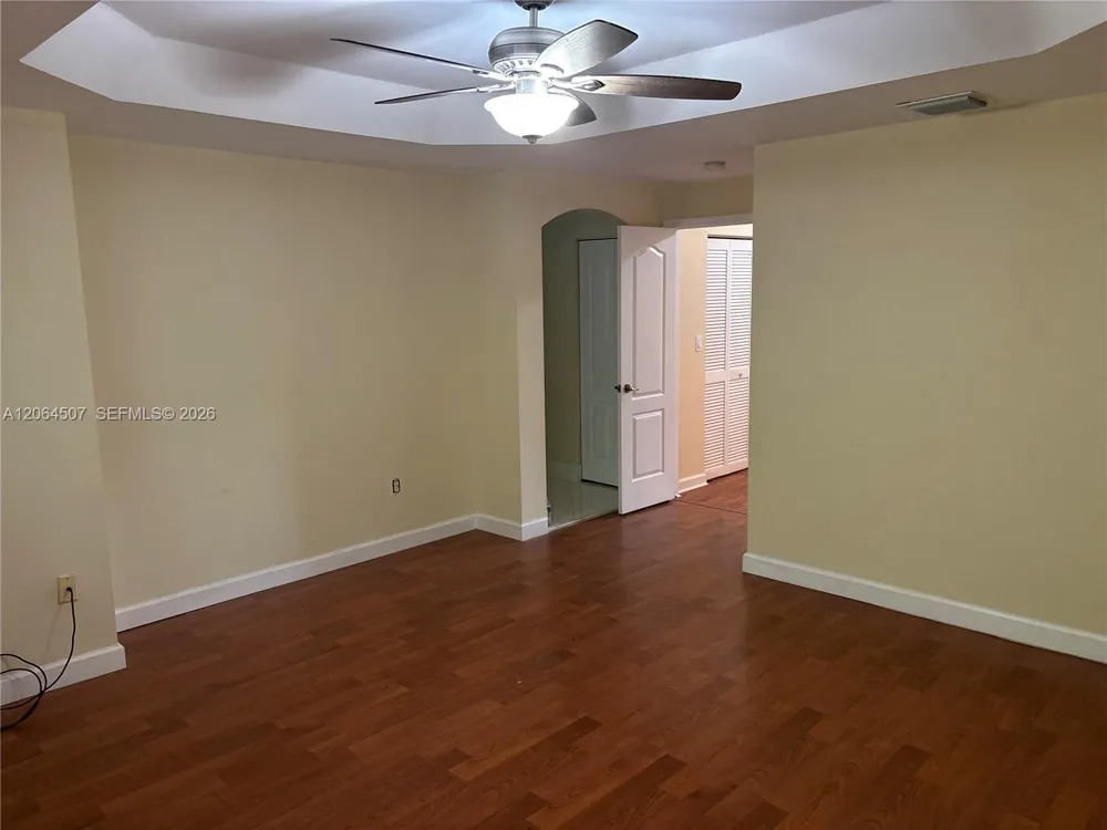 11440 NW 50th Ter Doral, FL 33178