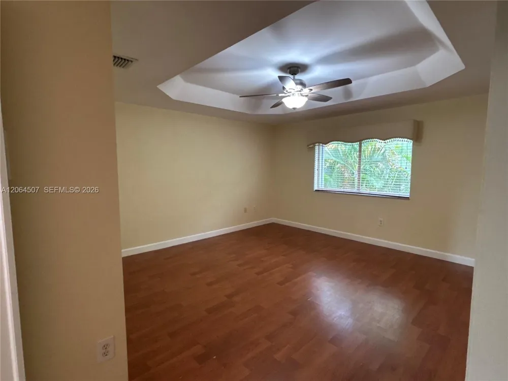 11440 NW 50th Ter Doral, FL 33178