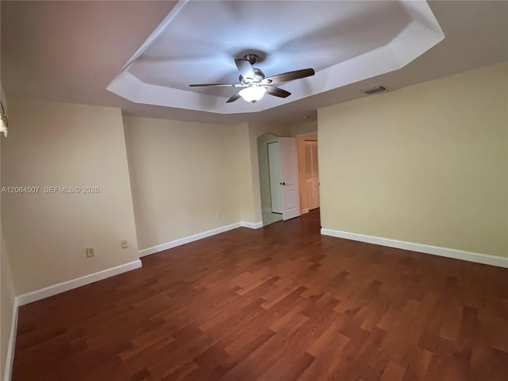 11440 NW 50th Ter Doral, FL 33178