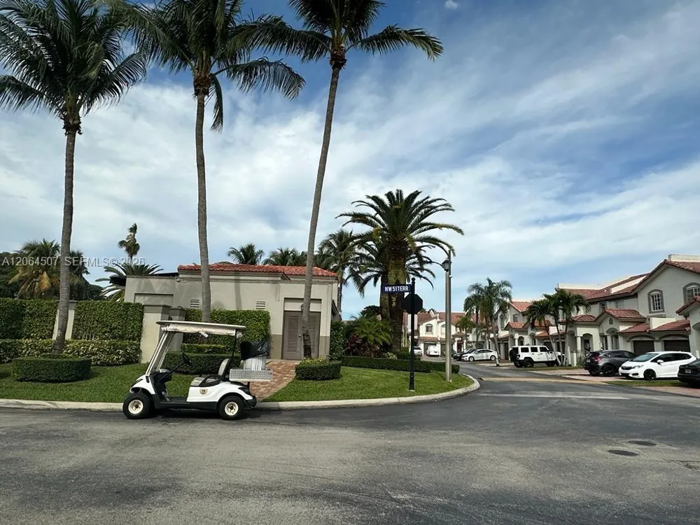11440 NW 50th Ter Doral, FL 33178