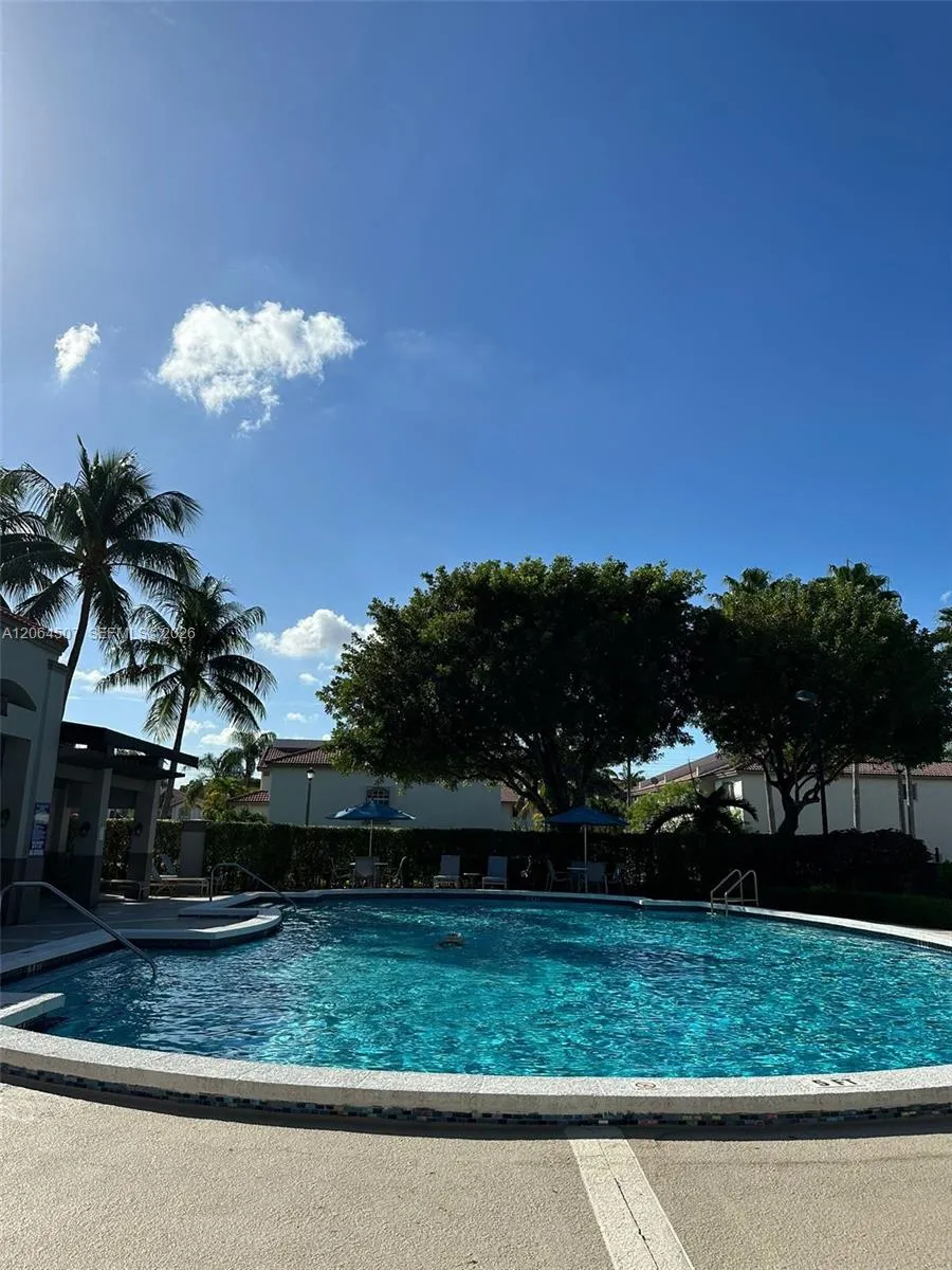 11440 NW 50th Ter Doral, FL 33178