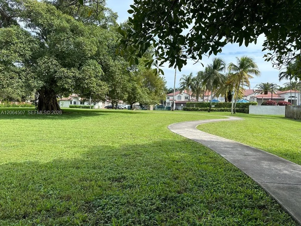 11440 NW 50th Ter Doral, FL 33178