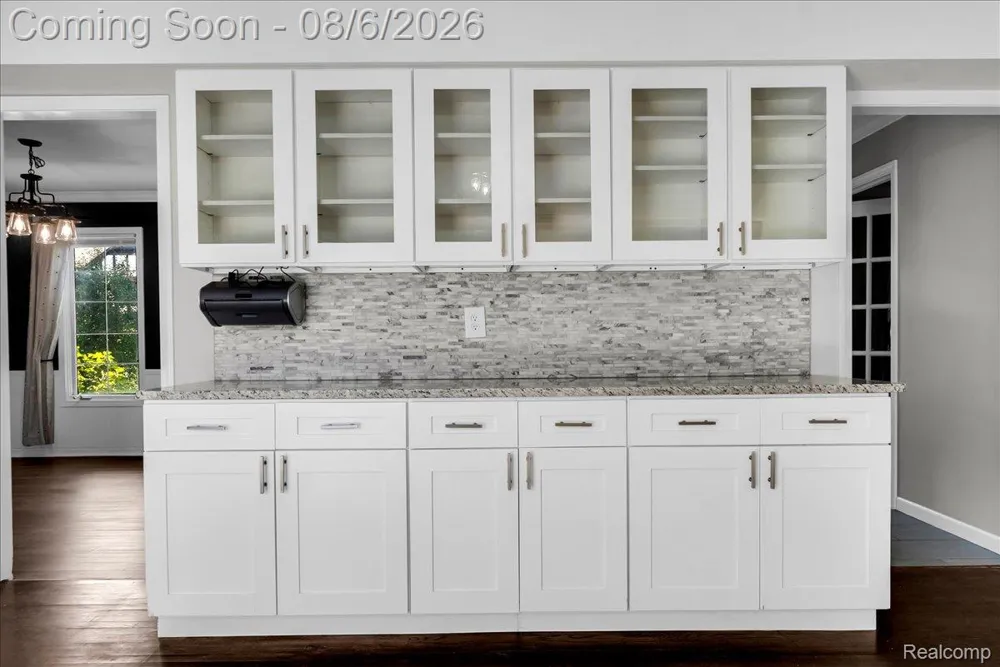 2765 Hunter Heights Drive SW West Bloomfield Charter Township, MI 48324