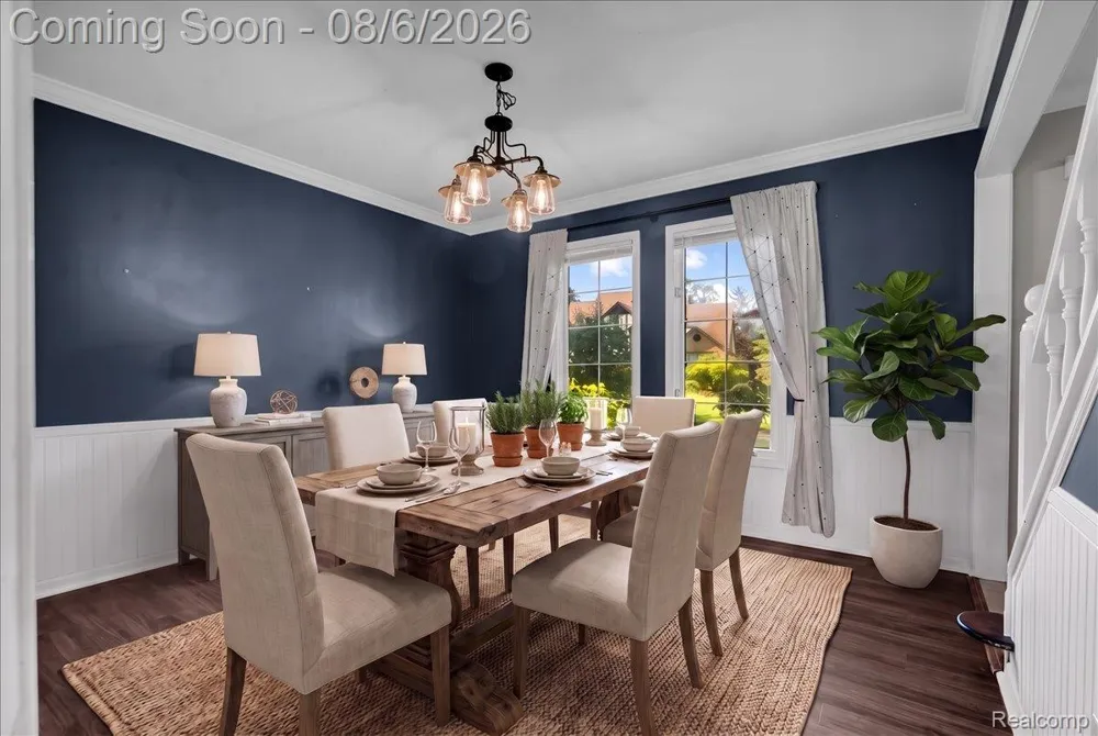 2765 Hunter Heights Drive SW West Bloomfield Charter Township, MI 48324