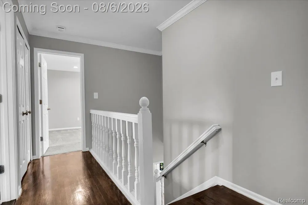2765 Hunter Heights Drive SW West Bloomfield Charter Township, MI 48324
