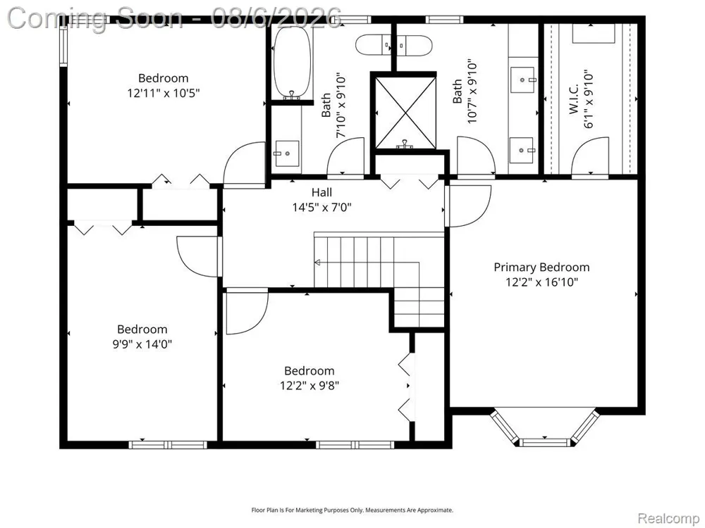 2765 Hunter Heights Drive SW West Bloomfield Charter Township, MI 48324