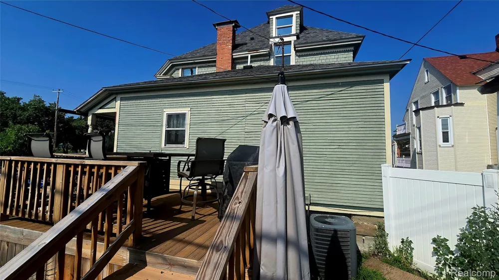 1516 6th Street Port Huron City, MI 48060