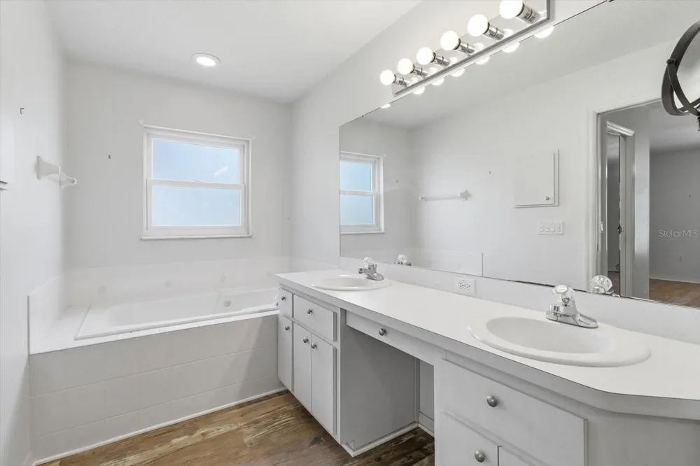 1109 S CHATEAU POINT Inverness, FL 34450