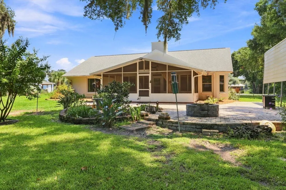 1109 S CHATEAU POINT Inverness, FL 34450