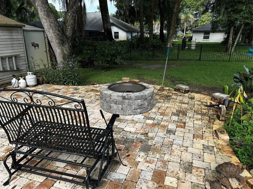 1109 S CHATEAU POINT Inverness, FL 34450