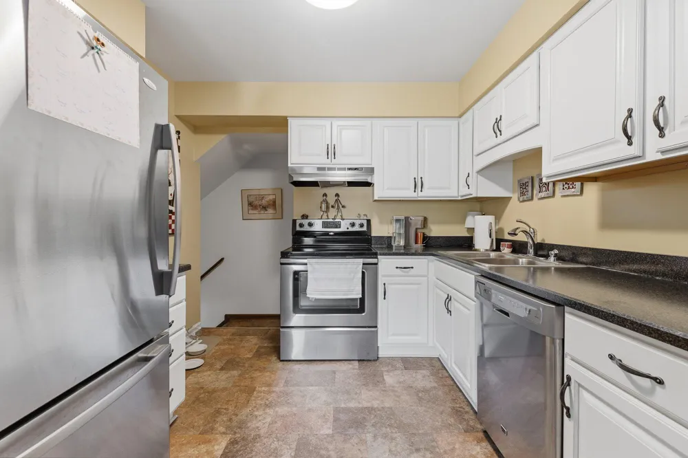 2353 Quail Run Drive Oshtemo Charter Township, MI 49009