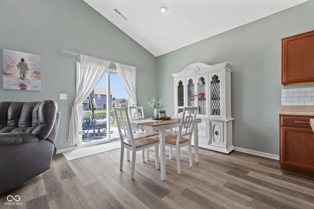 89 Larimar Way Whiteland, IN 46184