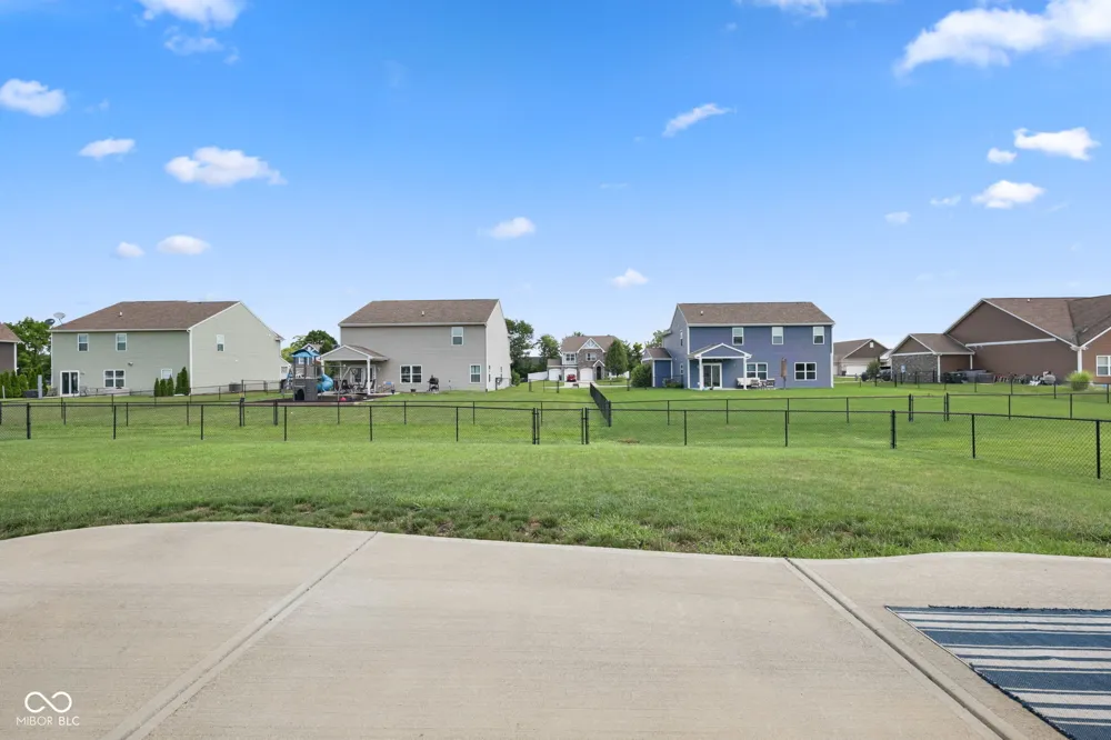 89 Larimar Way Whiteland, IN 46184