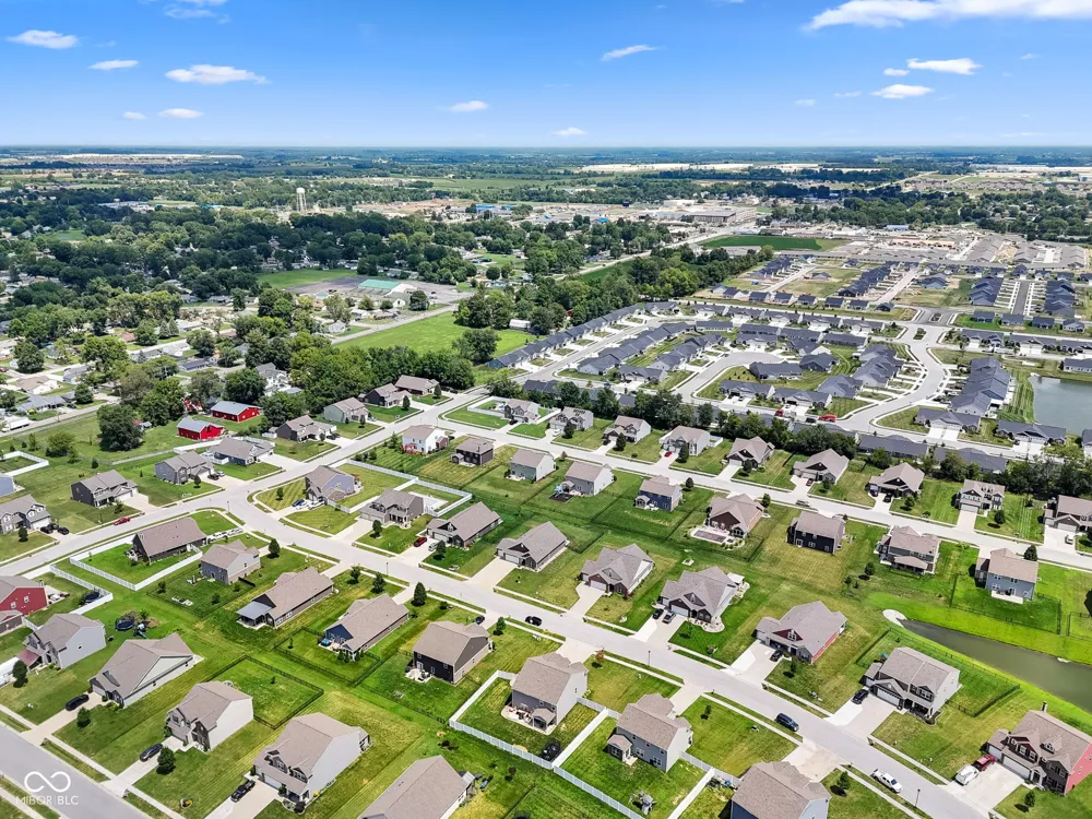 89 Larimar Way Whiteland, IN 46184
