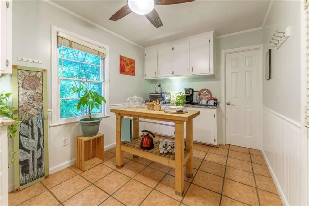 759 Riverhill Drive Athens, GA 30606