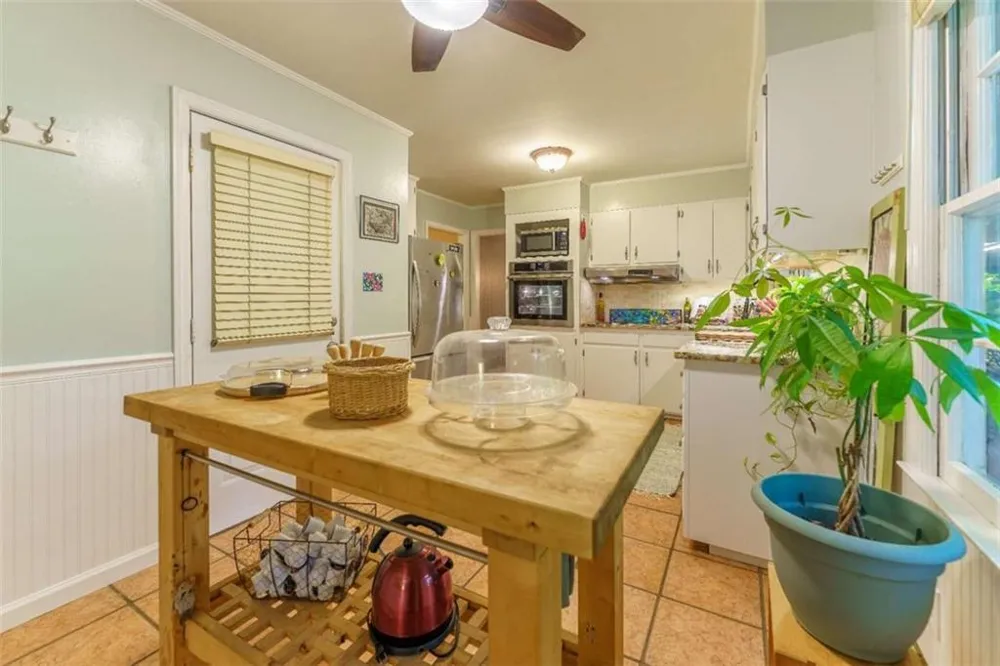 759 Riverhill Drive Athens, GA 30606