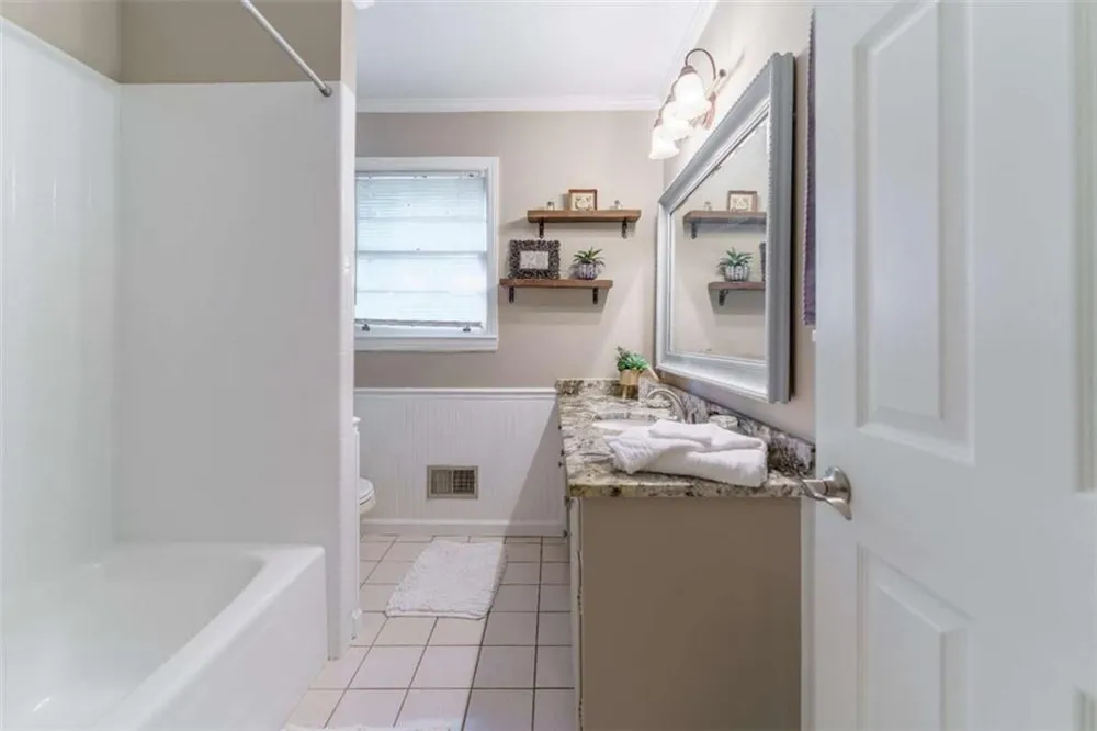 759 Riverhill Drive Athens, GA 30606