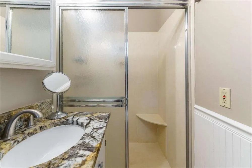 759 Riverhill Drive Athens, GA 30606