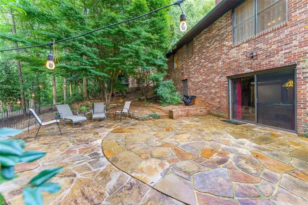 759 Riverhill Drive Athens, GA 30606