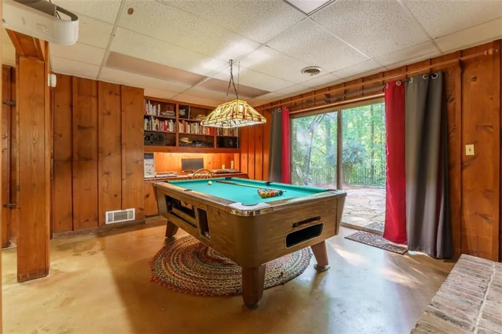759 Riverhill Drive Athens, GA 30606
