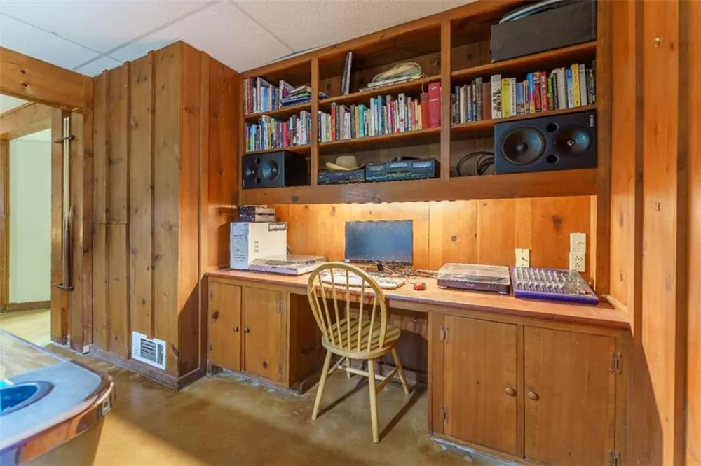 759 Riverhill Drive Athens, GA 30606