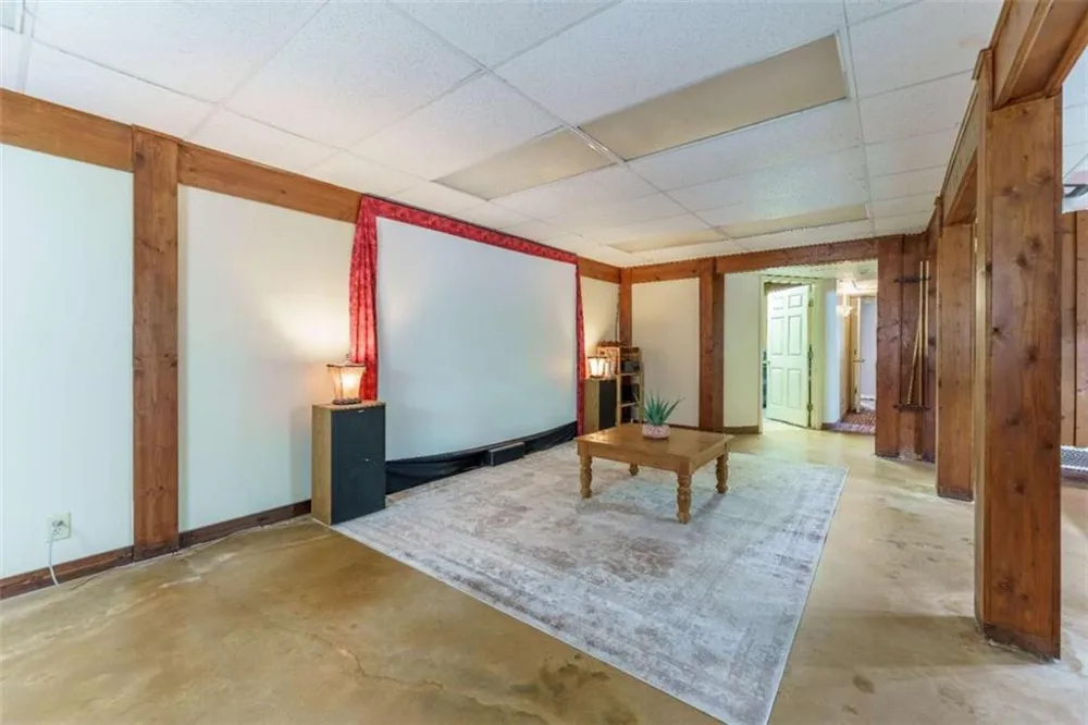 759 Riverhill Drive Athens, GA 30606