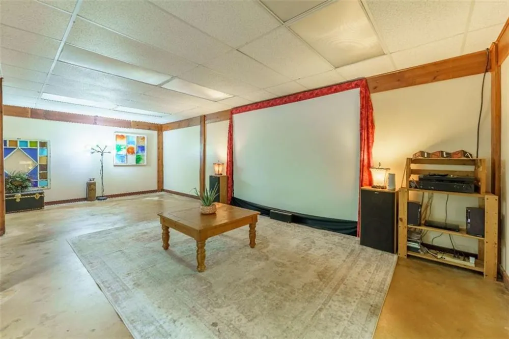 759 Riverhill Drive Athens, GA 30606