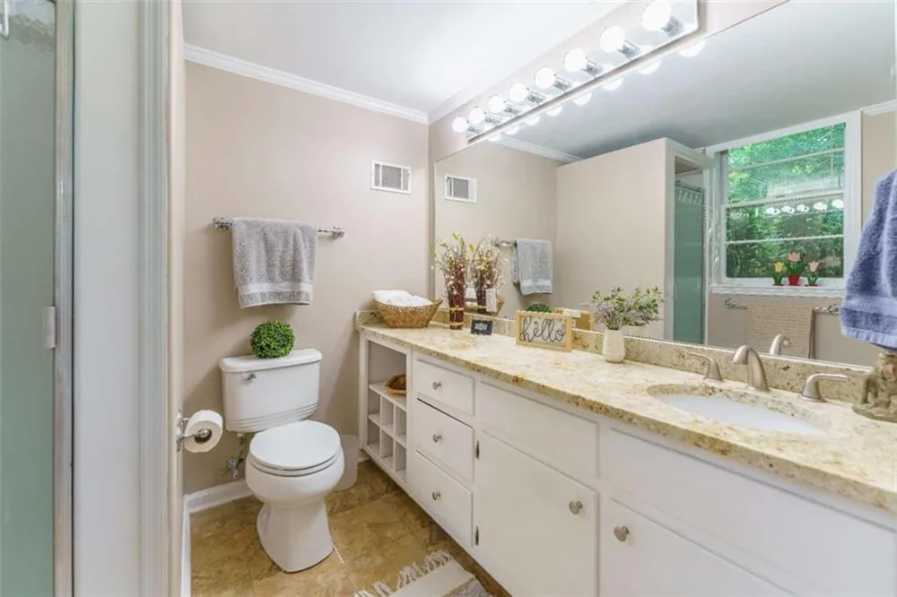 759 Riverhill Drive Athens, GA 30606
