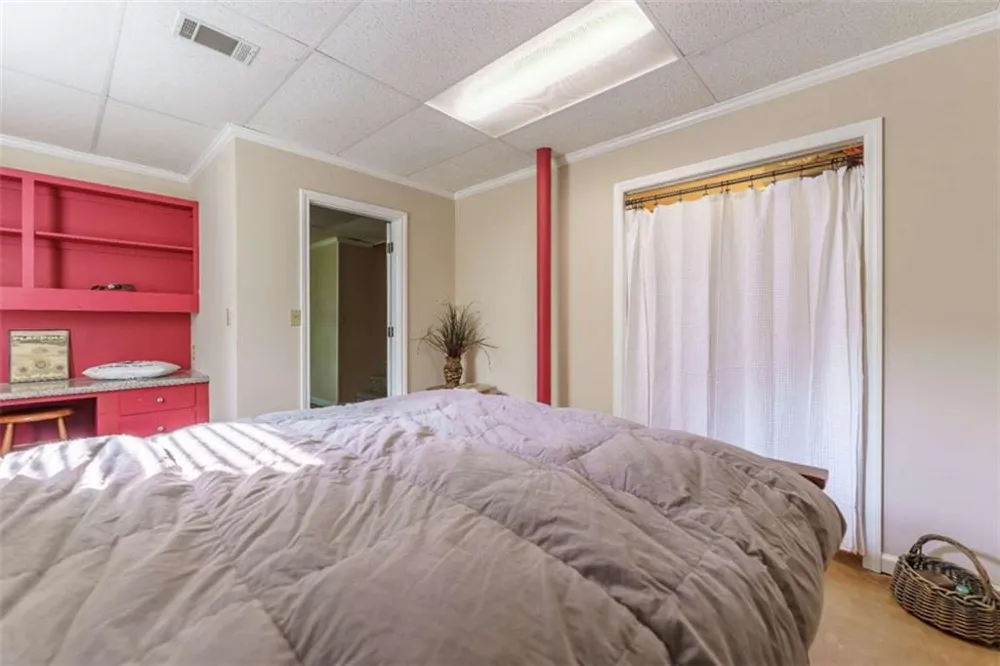 759 Riverhill Drive Athens, GA 30606