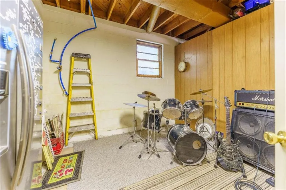 759 Riverhill Drive Athens, GA 30606